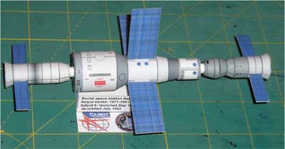 Salyut Space Station 1:144-image